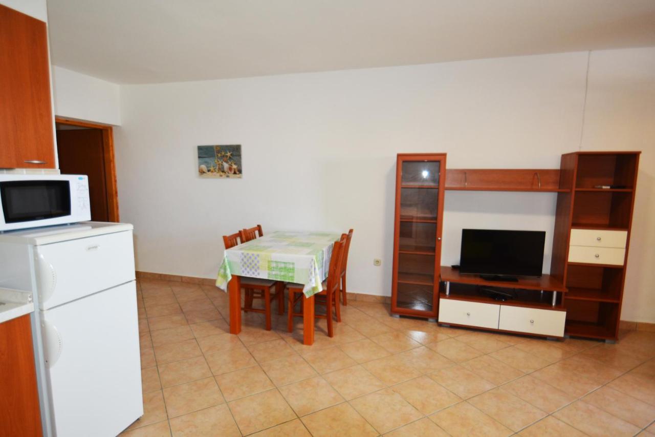 Apartments Barbati Кустичі Екстер'єр фото