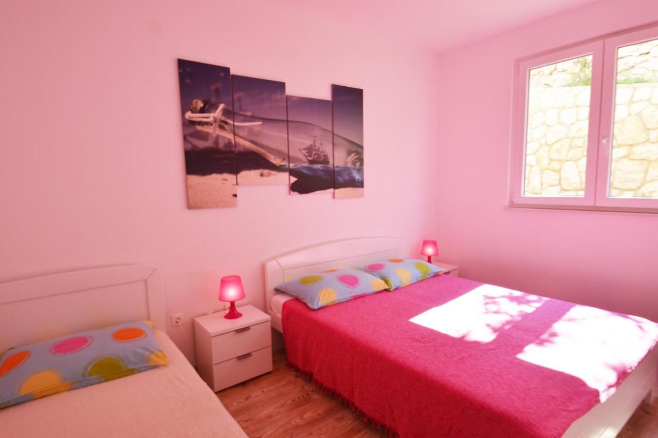 Apartments Barbati Кустичі Екстер'єр фото