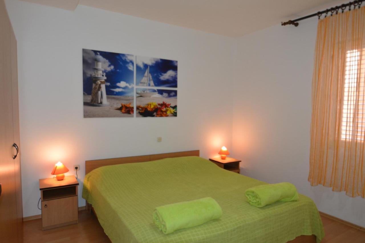 Apartments Barbati Кустичі Екстер'єр фото