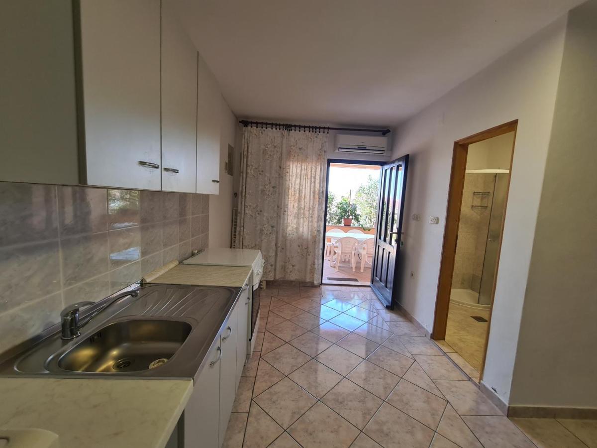 Apartments Barbati Кустичі Екстер'єр фото