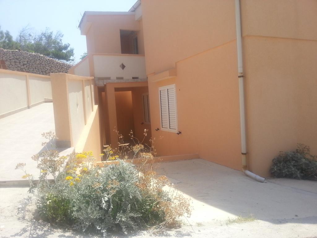 Apartments Barbati Кустичі Екстер'єр фото