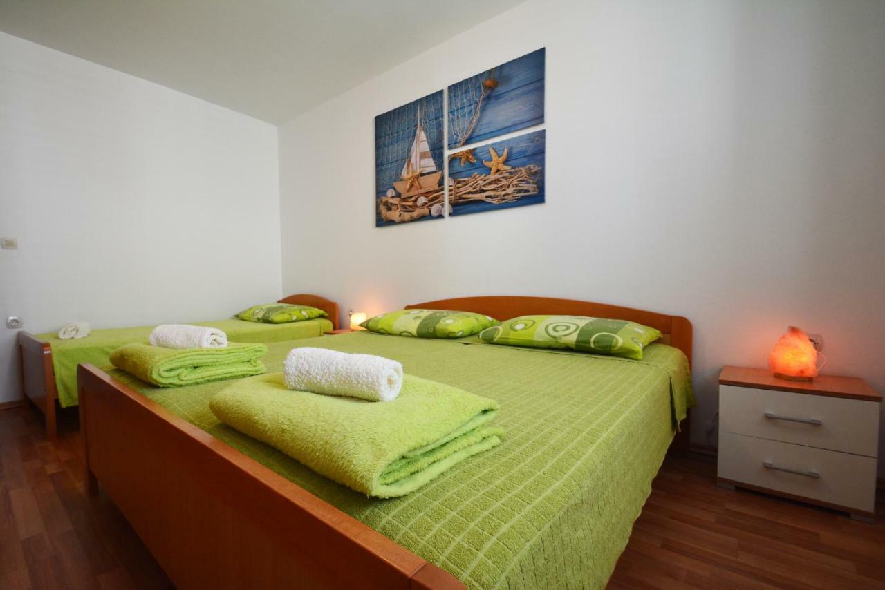 Apartments Barbati Кустичі Екстер'єр фото