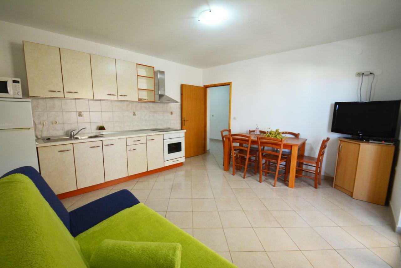 Apartments Barbati Кустичі Екстер'єр фото