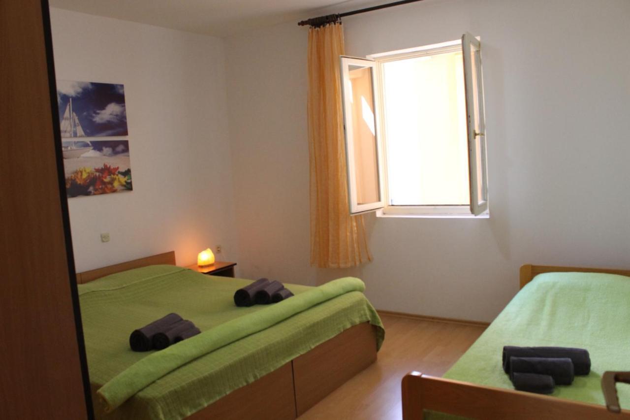 Apartments Barbati Кустичі Екстер'єр фото